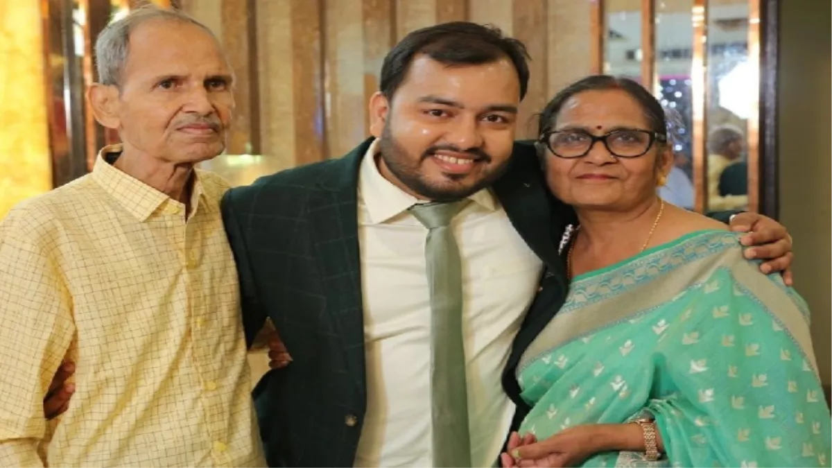 Alakh Pandey Mom Dad